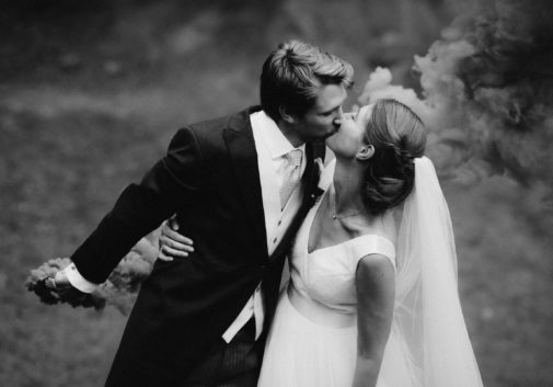 couple-mariage-amour-joie-nature